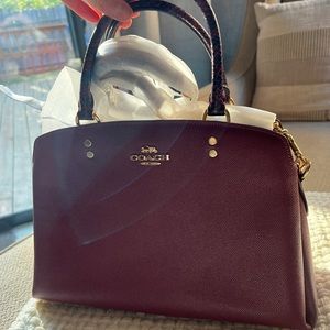 Coach Lillie carryall, burgundy/ Maroon ish